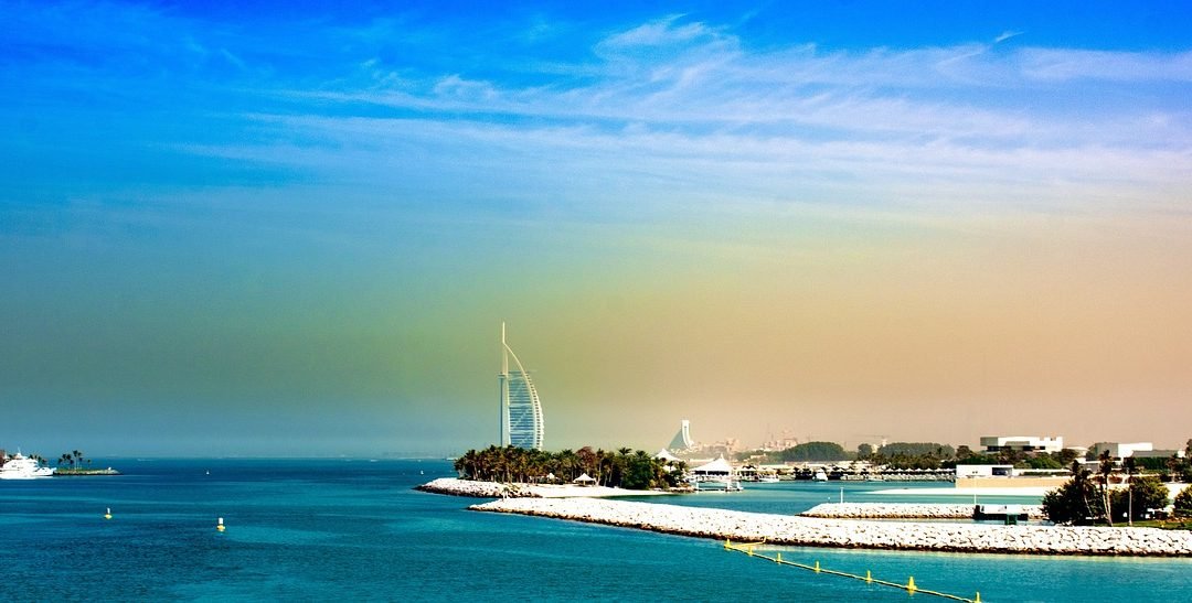 Dubai Cruise Guide 2025: Top Routes, Ports & Travel Tips